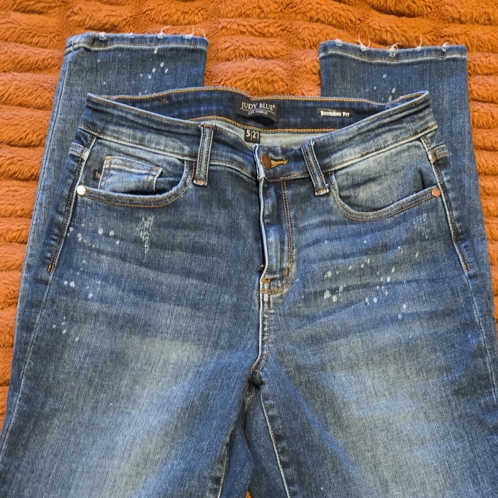 Judy Blue Bleach Splash Boyfriend Jeans